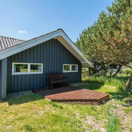 Secluded Haven In Rindby Tatil Evi